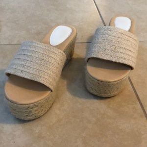 Beige platforms perfect for the summer